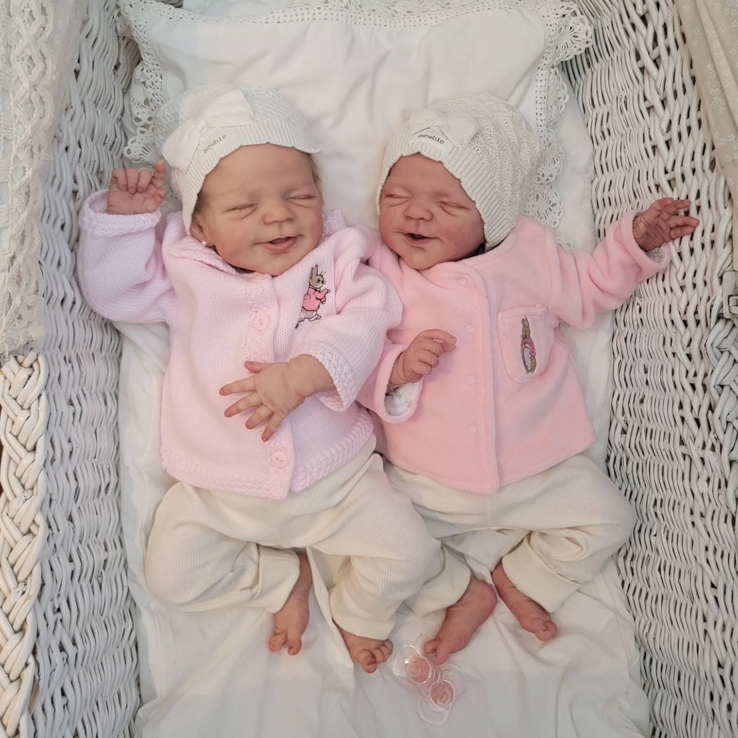 Maeve the Twins